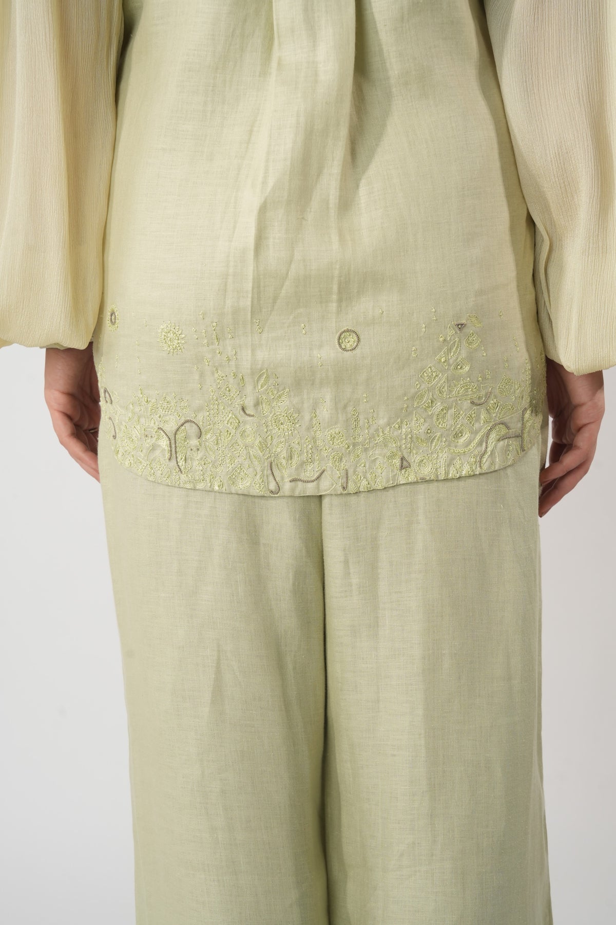 Puff Sleeve Hourglass Shirt – Aranya - Green