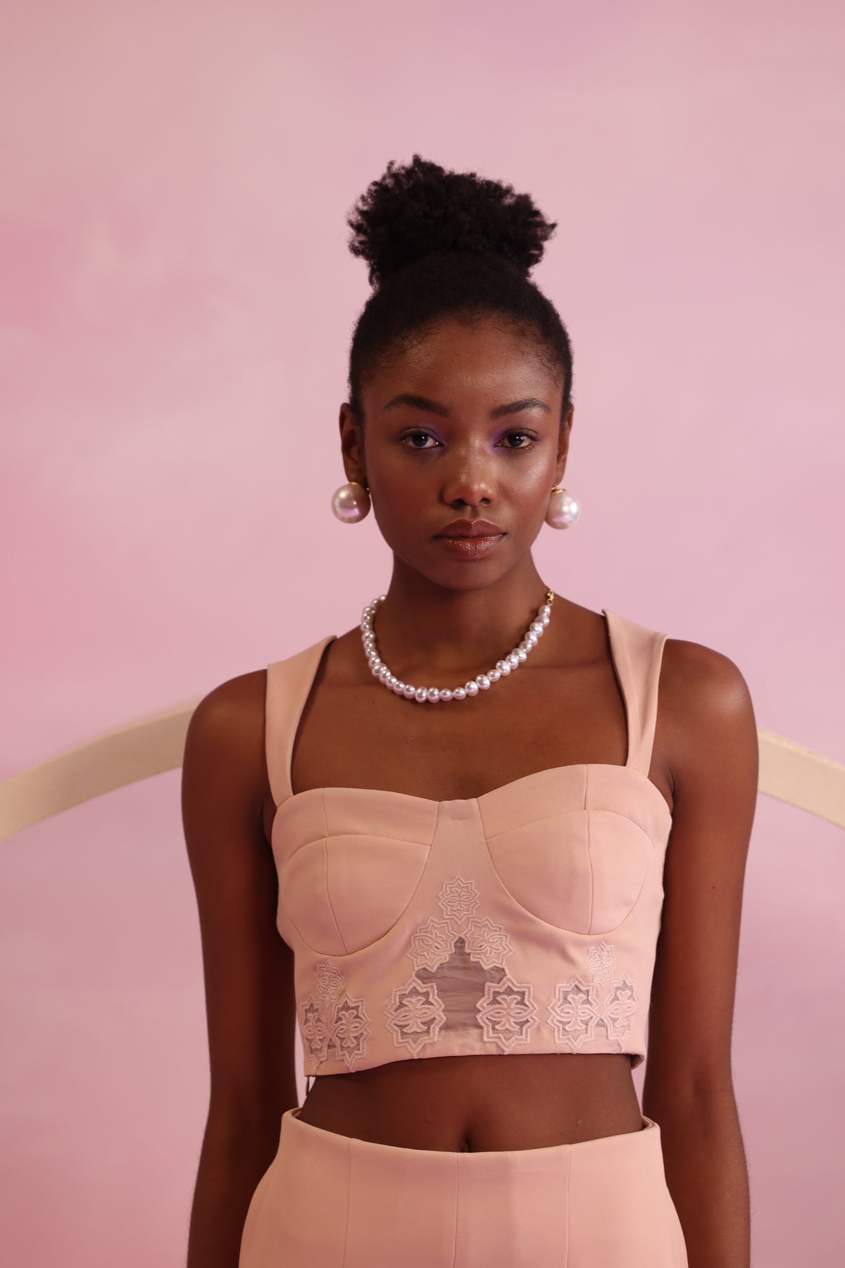 Embroidered Sweetheart Bustier – Arboreal Whisper - Peach
