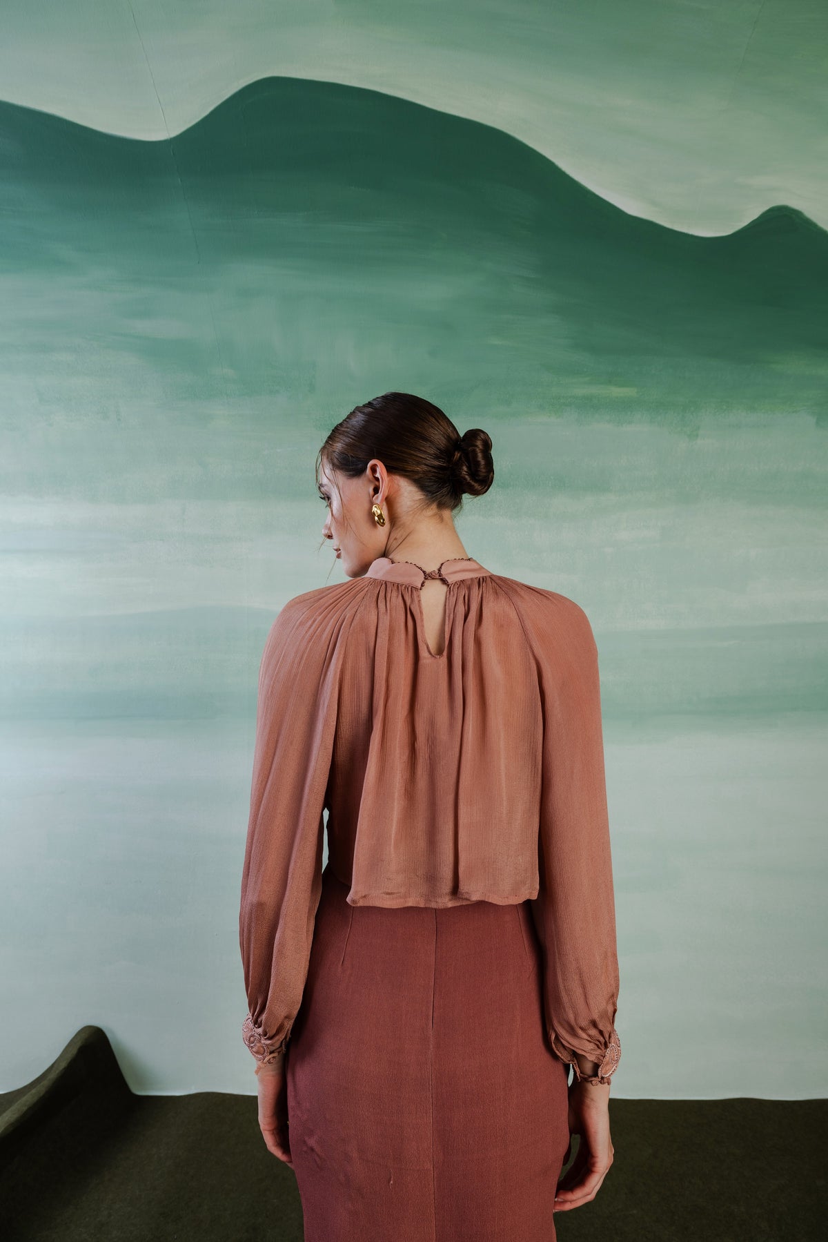 Gathered Puff Sleeve Top – Imperial - Pinkish Brown