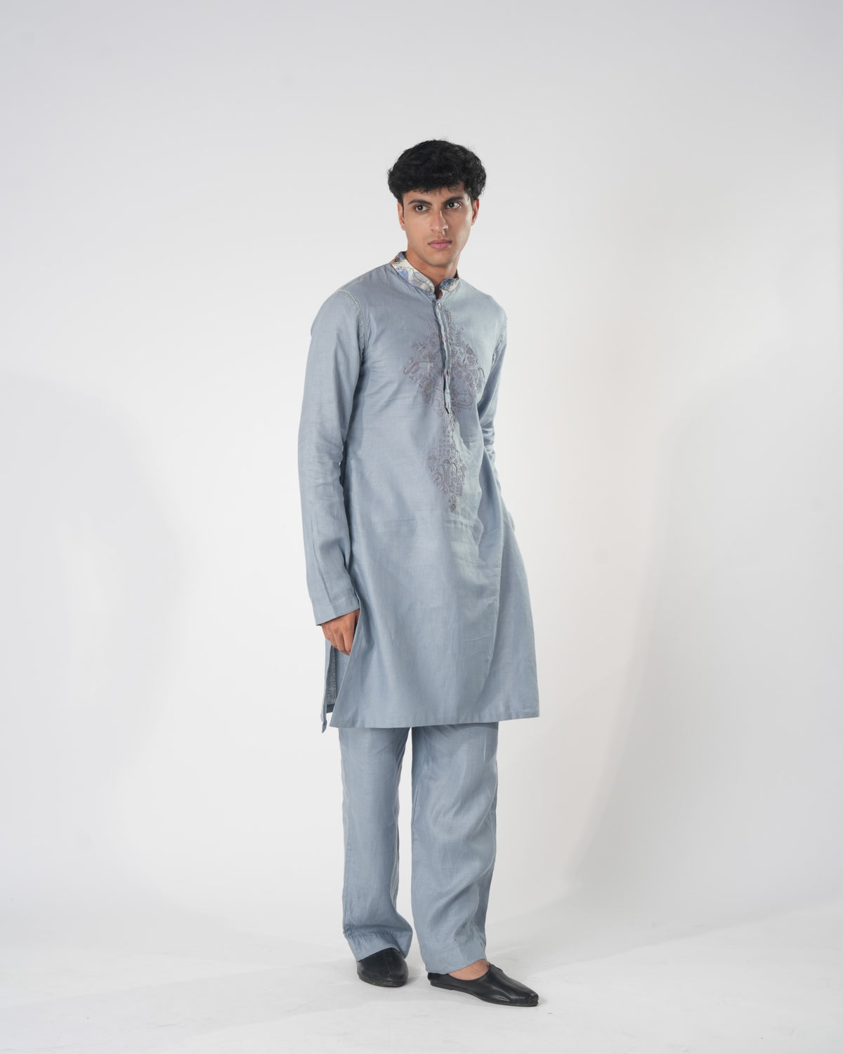 Men's Embroidered Long Kurta – Kavalier - Blue