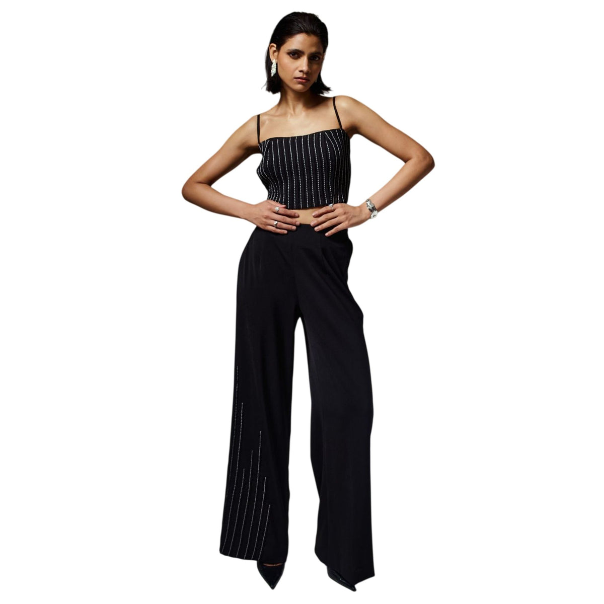Line Embroidered Wide-Leg Trousers – Flow - Black
