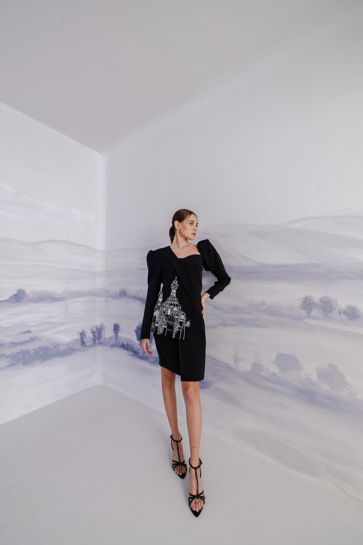 One-Shoulder Puff Sleeve Blazer – Romanian - Black