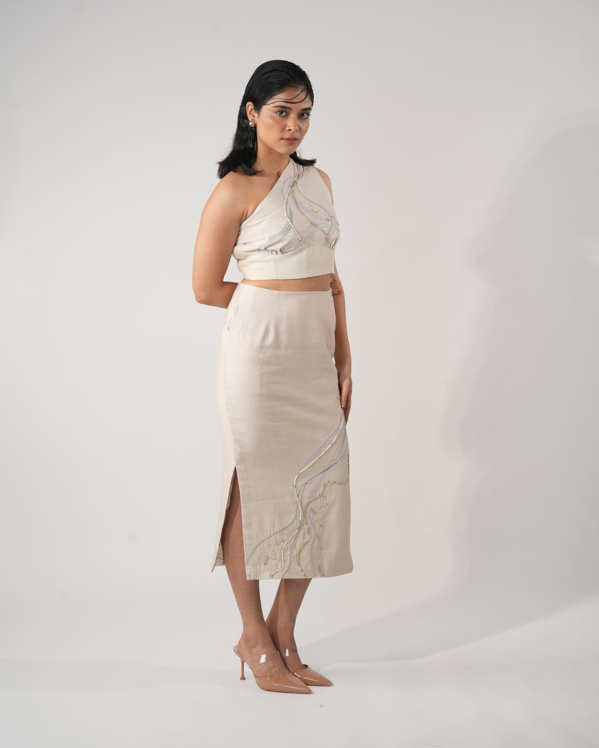 One-Shoulder Embroidered Bustier – Vine - Beige