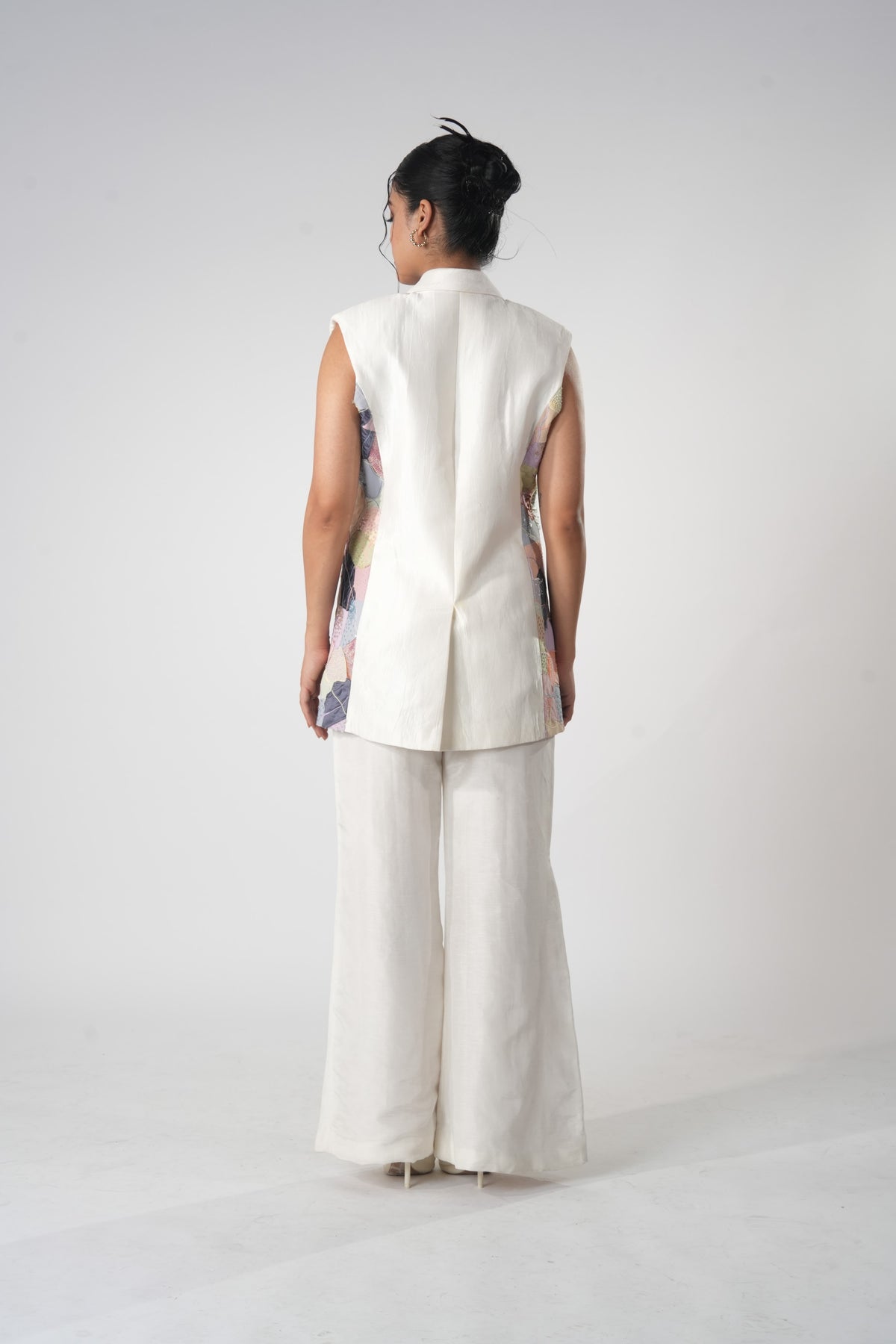 Sleeveless Patchwork Longline Blazer – Mosaic - White