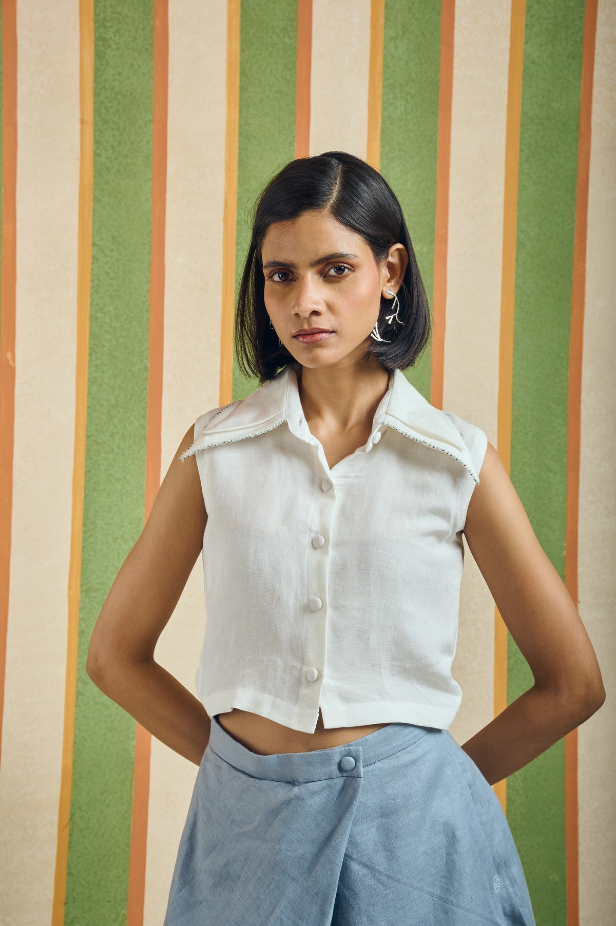 Katdana Collar Crop Top – Stellar - White
