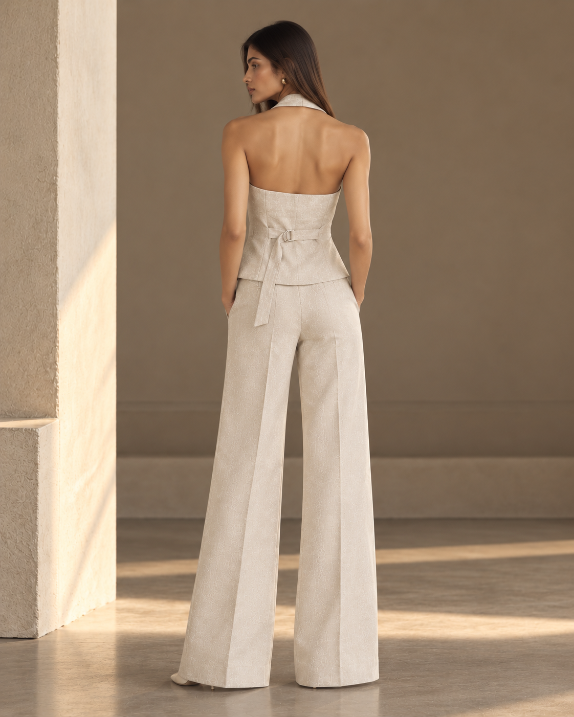 Halter Neck Vest – Triangle - Ivory