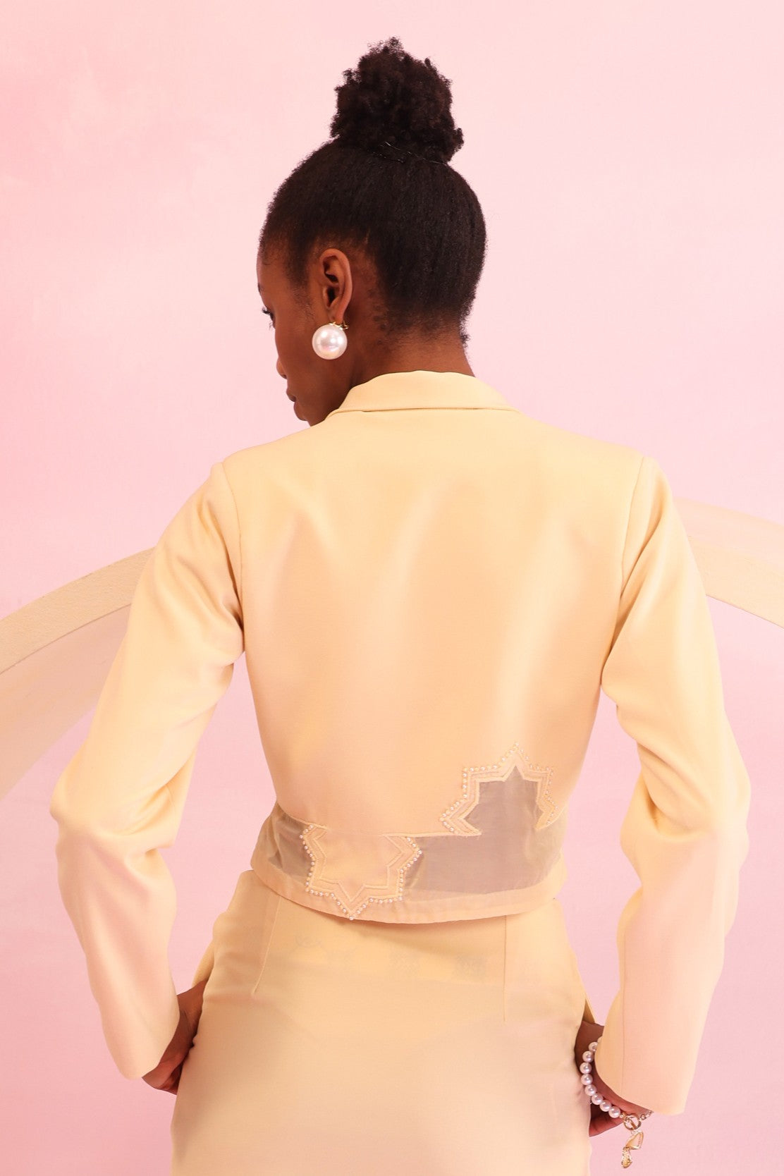 Pearl Edge Crop Blazer – Bloom - Yellow