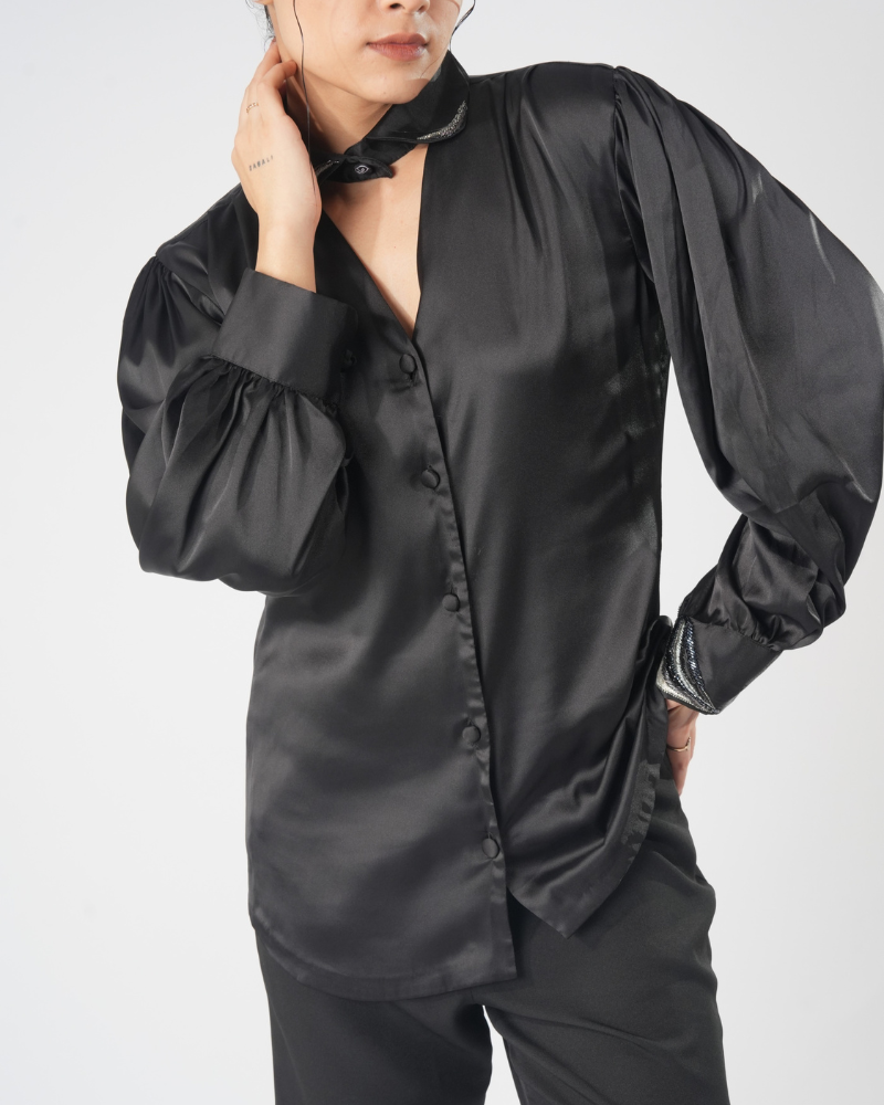 Dual Neckline