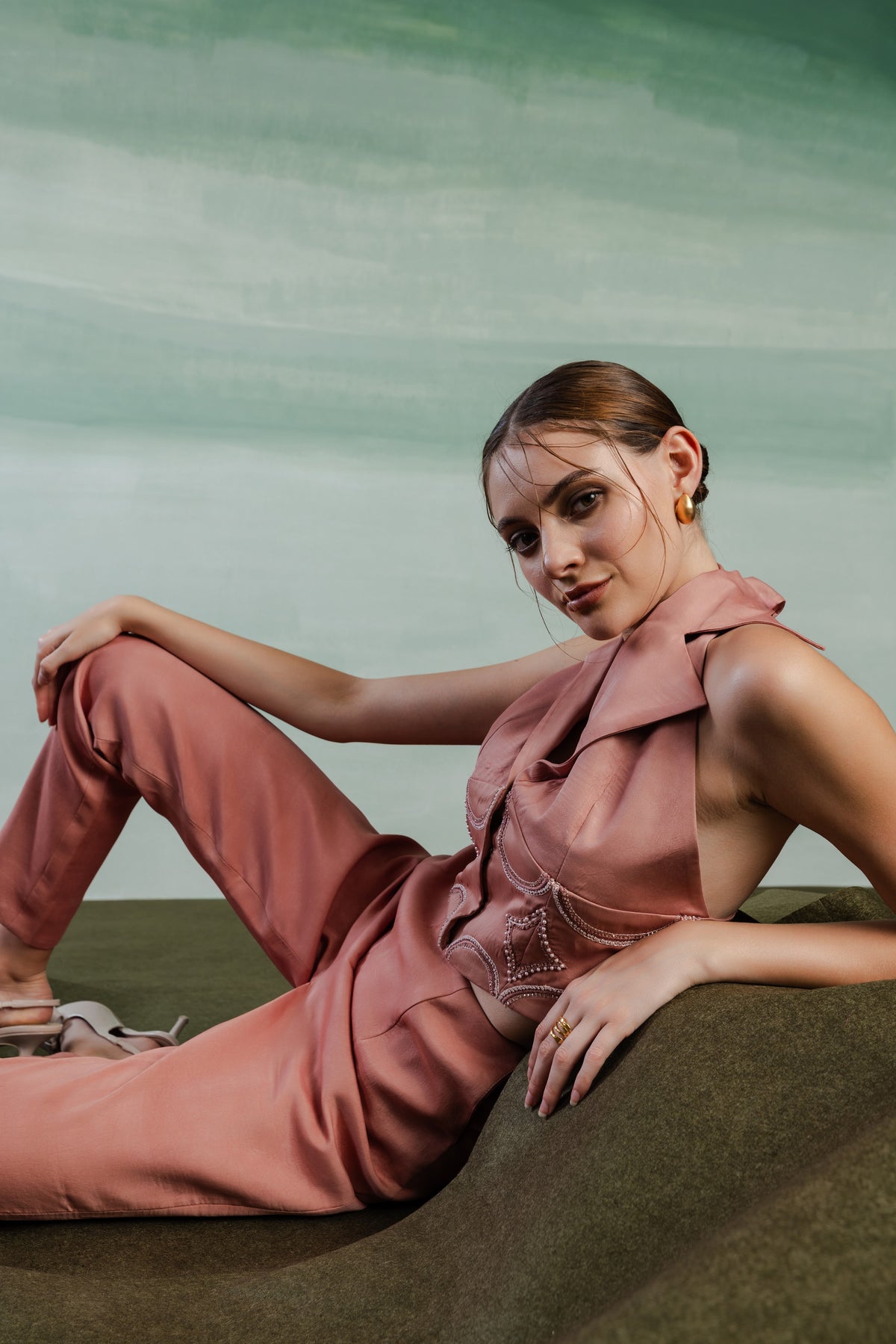 Lapel Collar Crop Vest – Aurelian - Pinkish Brown
