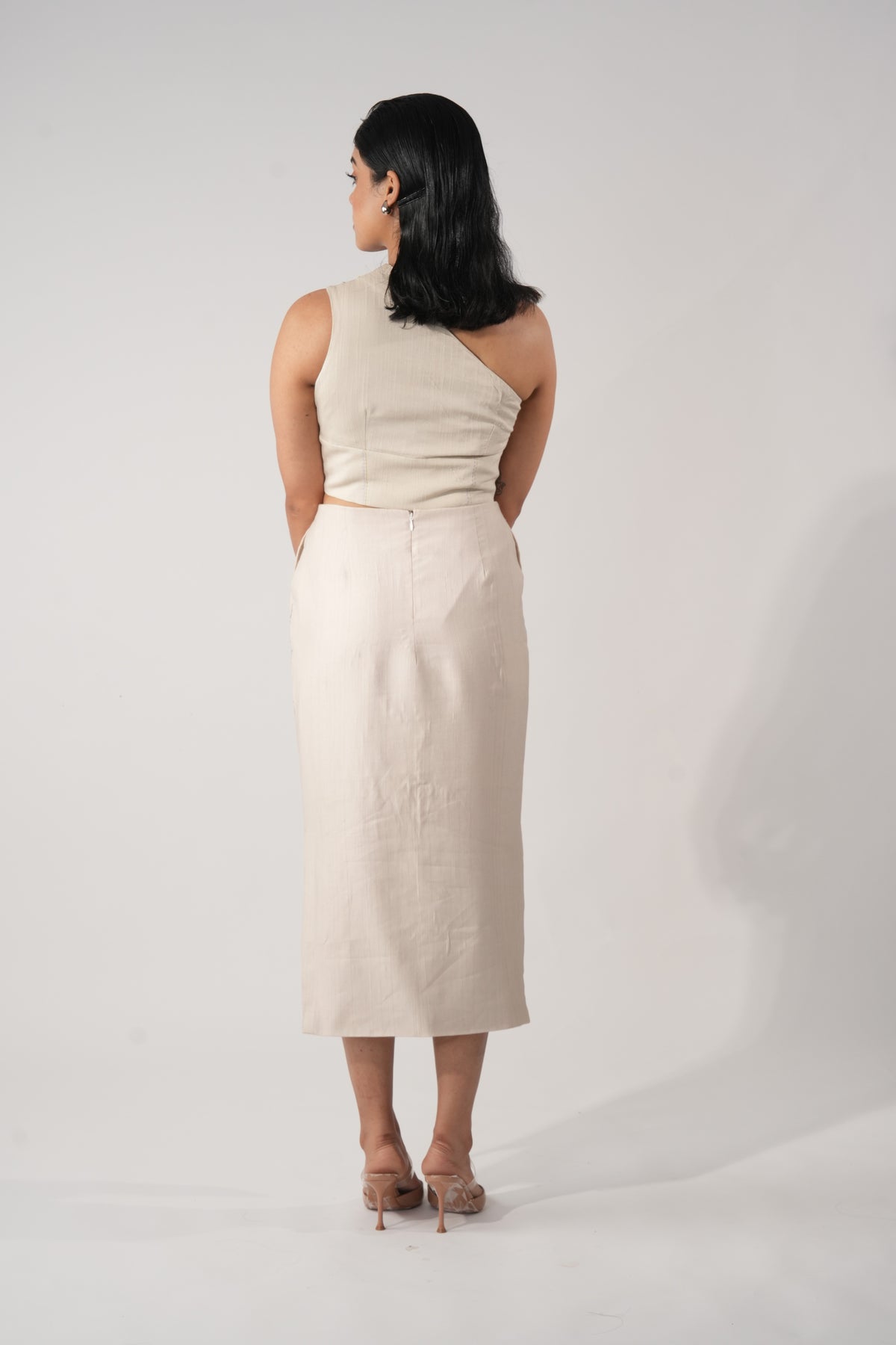One-Shoulder Embroidered Bustier – Vine - Beige