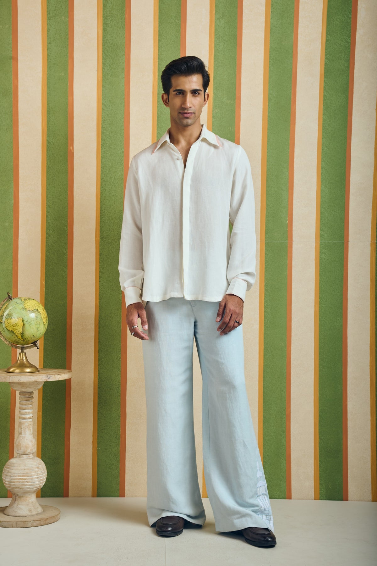 Men's Back Embroidered Linen Shirt – Crest - White